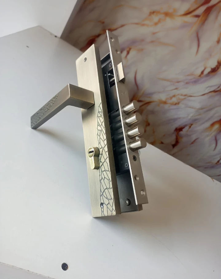 Altmap Door Lock